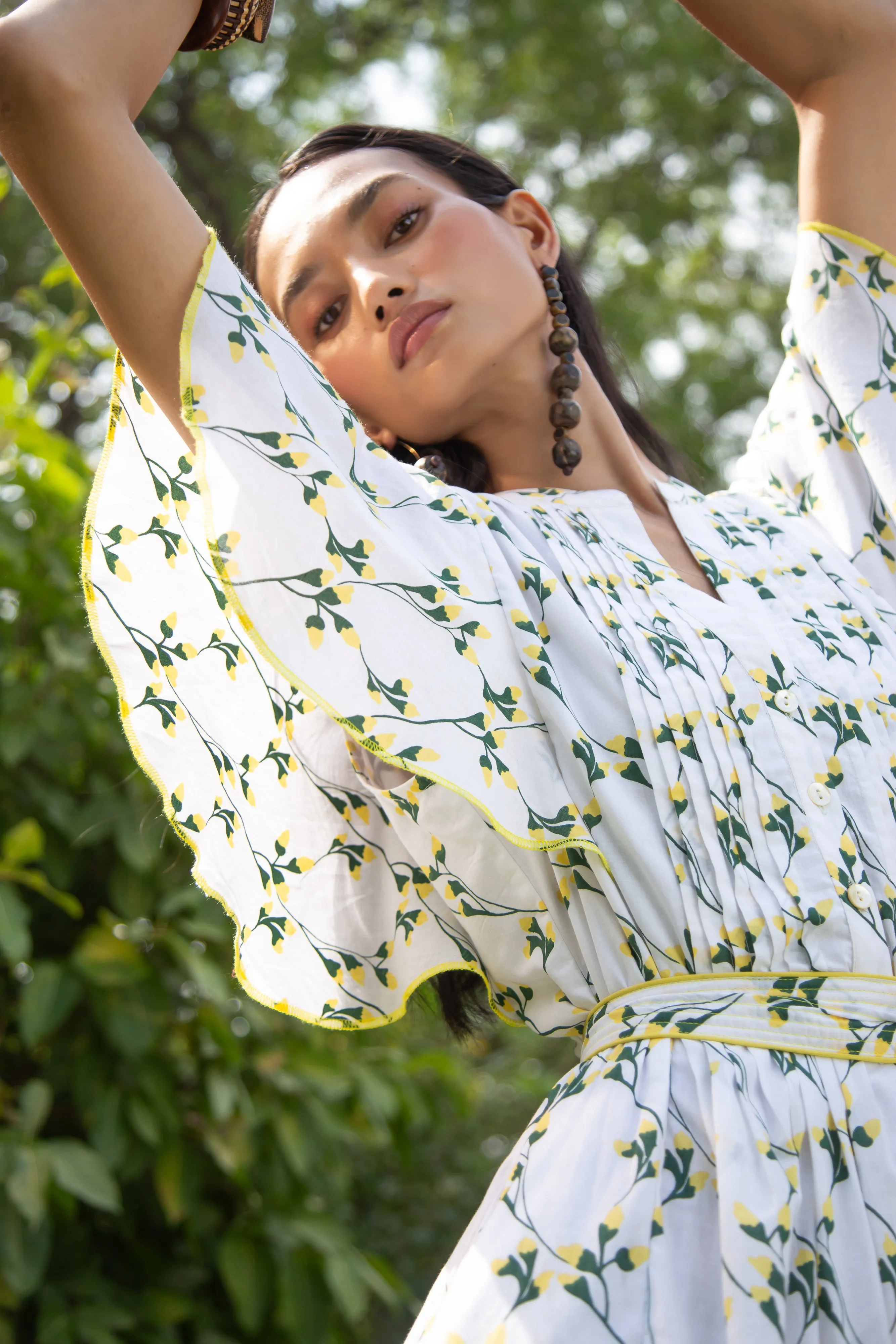 1369 Leni