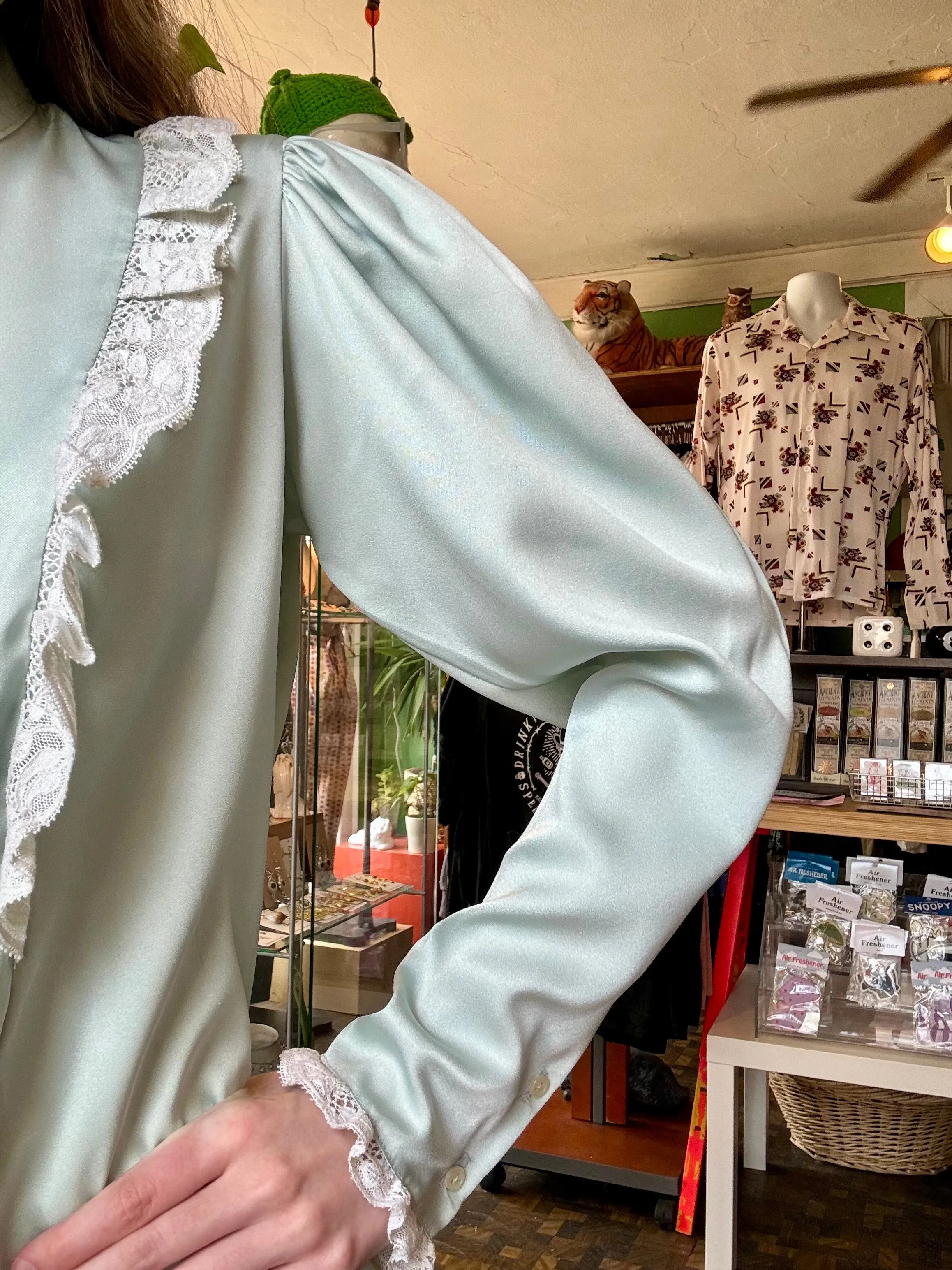70s/80s ruffled mg blouse