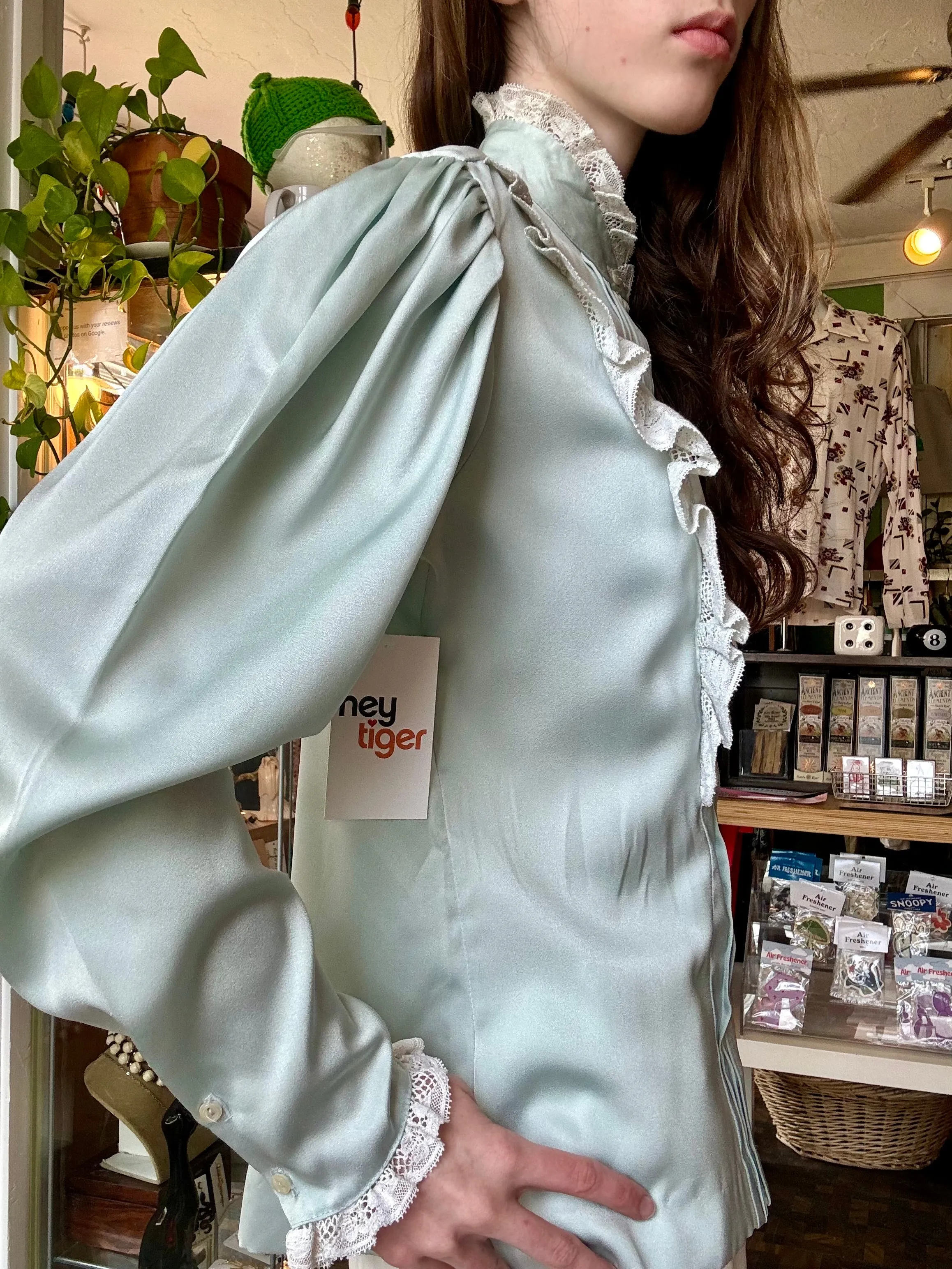 70s/80s ruffled mg blouse