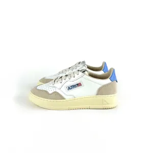 Autry - Medalist Low AULW LS55 (White/Azure/Suede Beige)