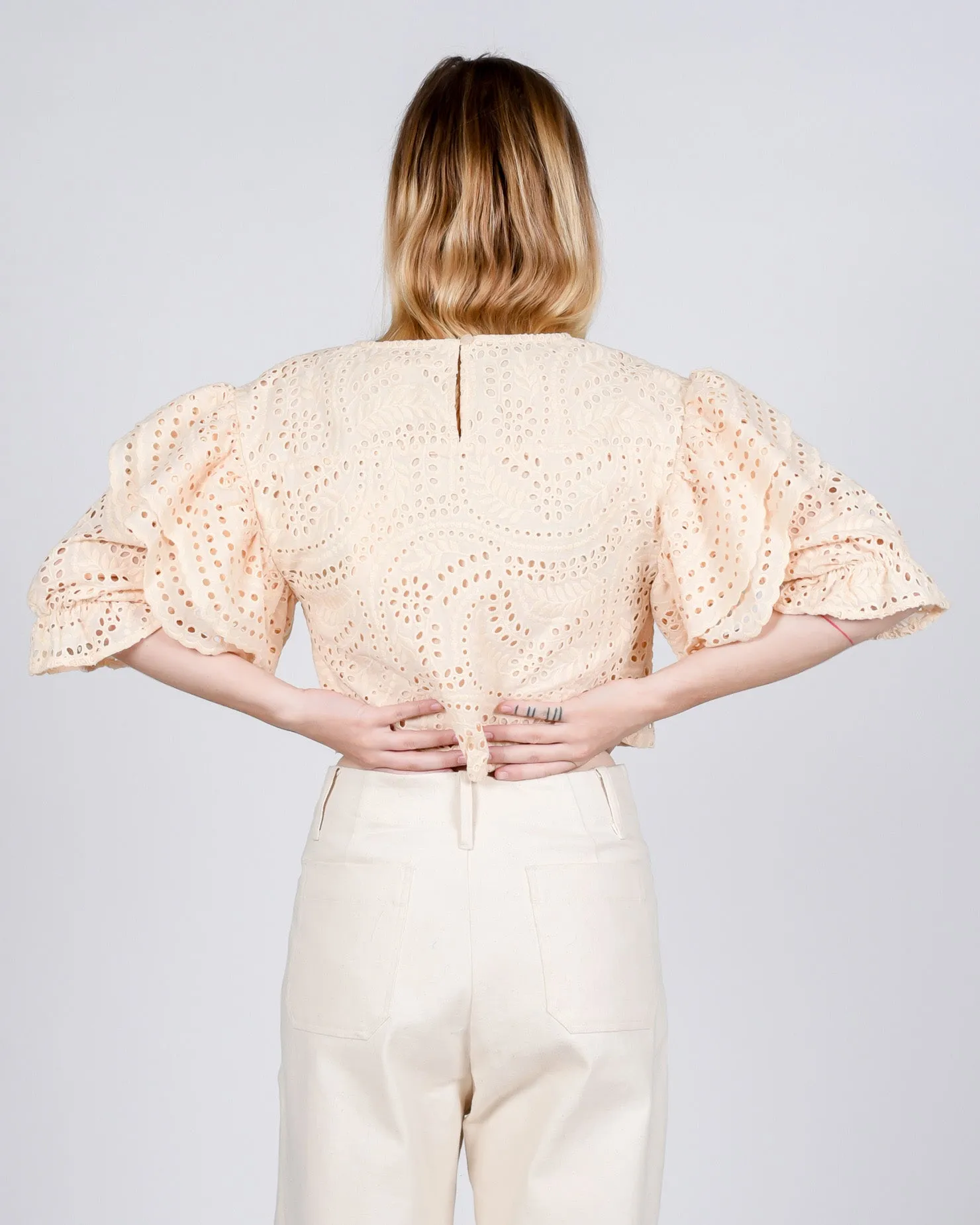 Bergenia top in off white
