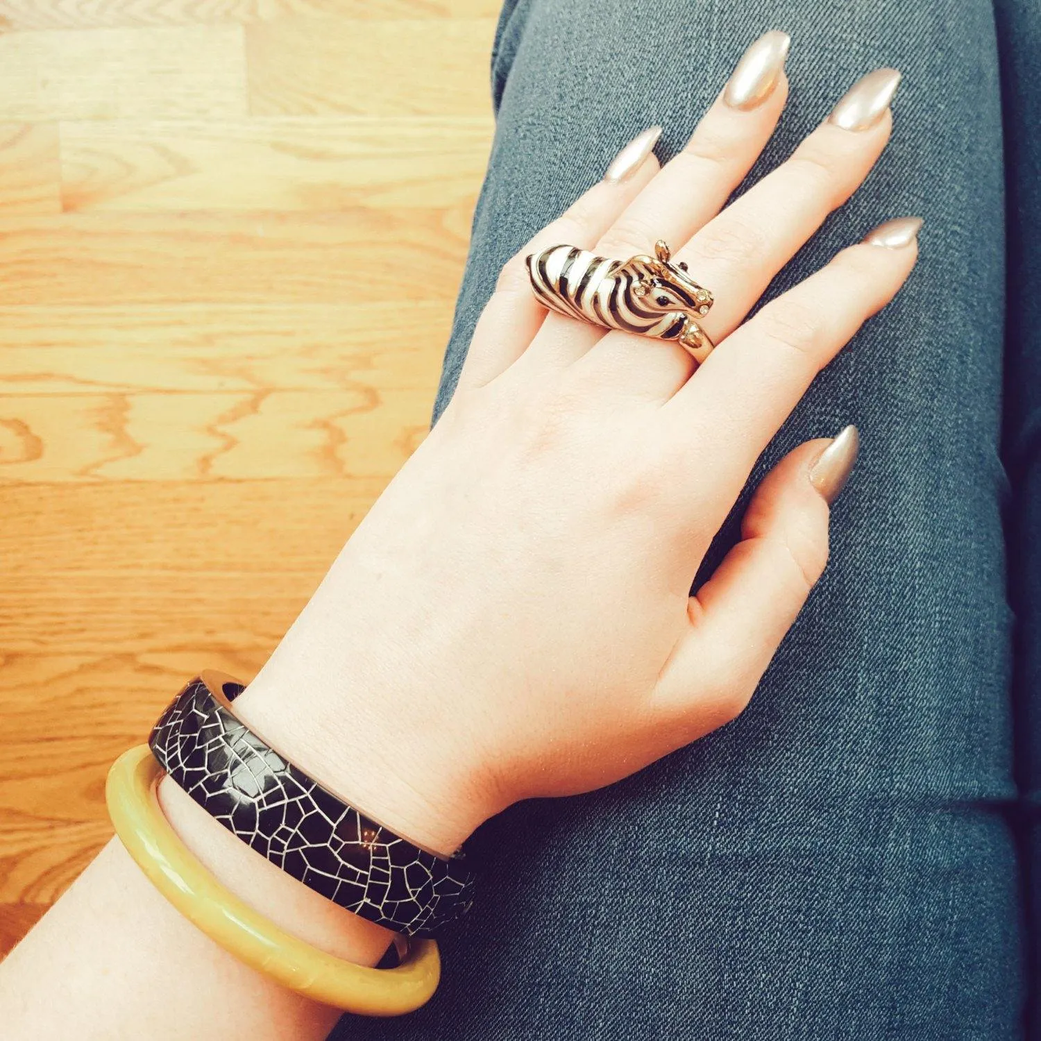 Black and White Crackle Bangle Bracelet