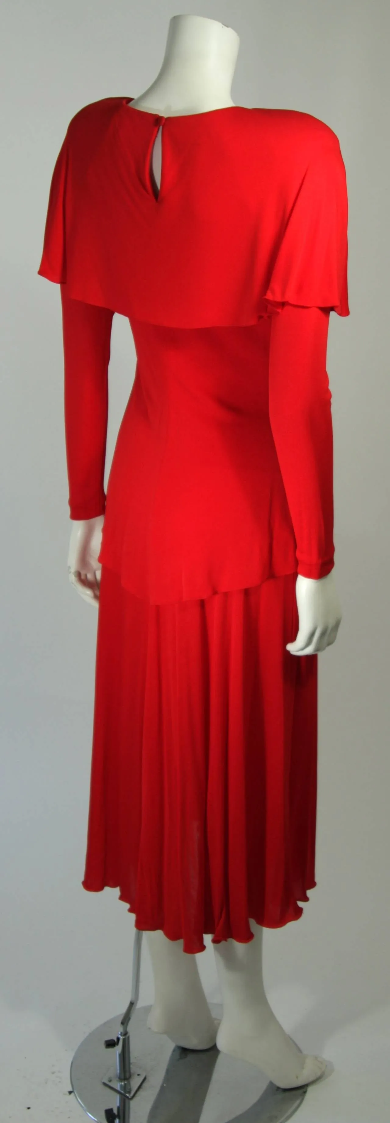 HOLLY HARP Red Jersey Long Sleeve Gown Size Medium