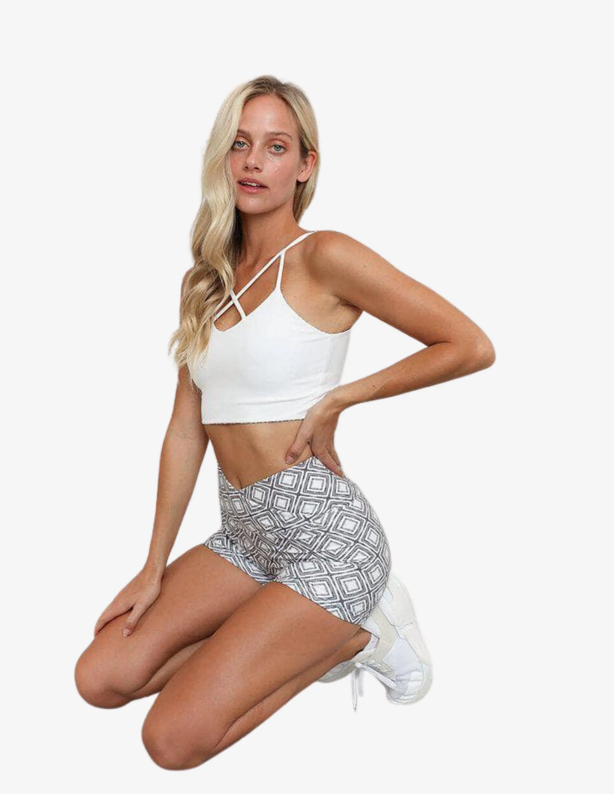 Lineage Crossover High-Waisted Short