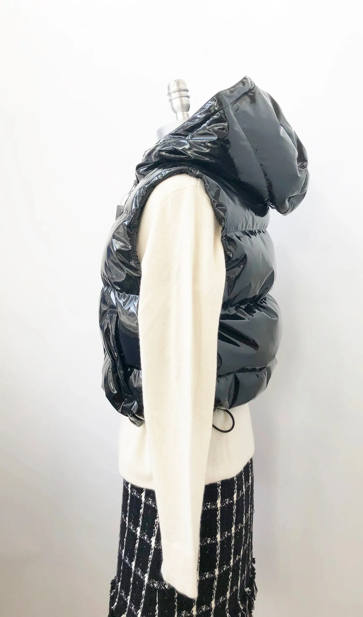 NEW Theory Patent Leather Vest Size M