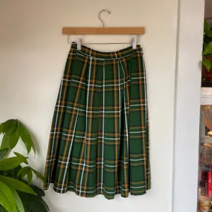 Vintage 50s 60s high waisted Plaid pleated midi skirt // Size Small (HT2341)