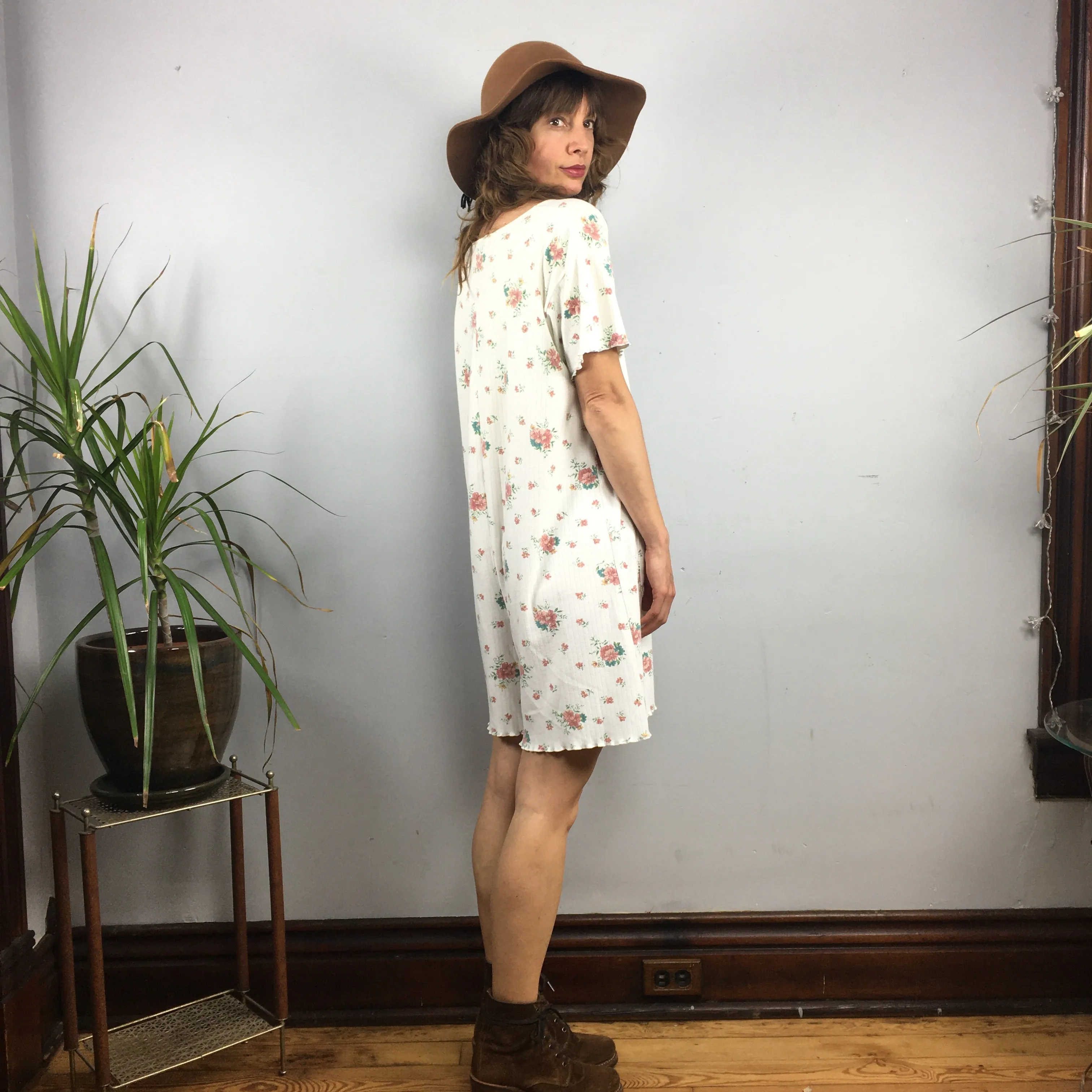 Vintage 90s floral ribbed button front romper
