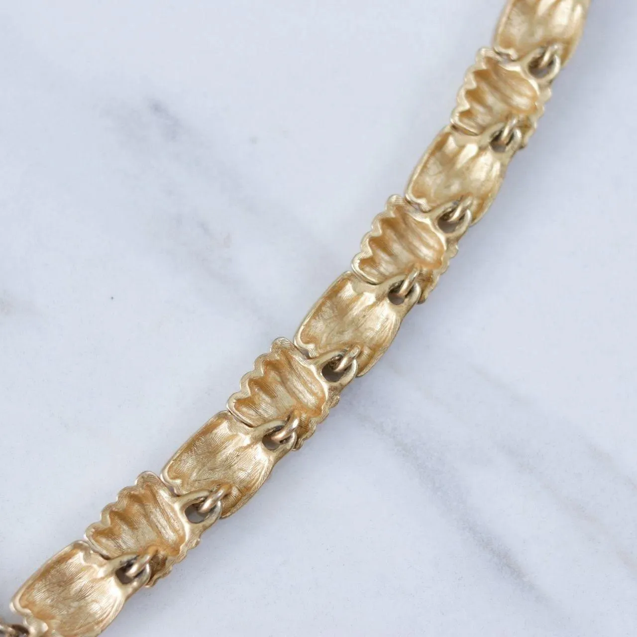 Vintage Anne Klein Couture Brushed Gold Tone Basketweave Square Link Necklace