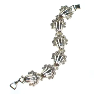 Vintage Mid Century Modern  Pale Gold Tone Curved Fan Link Bracelet
