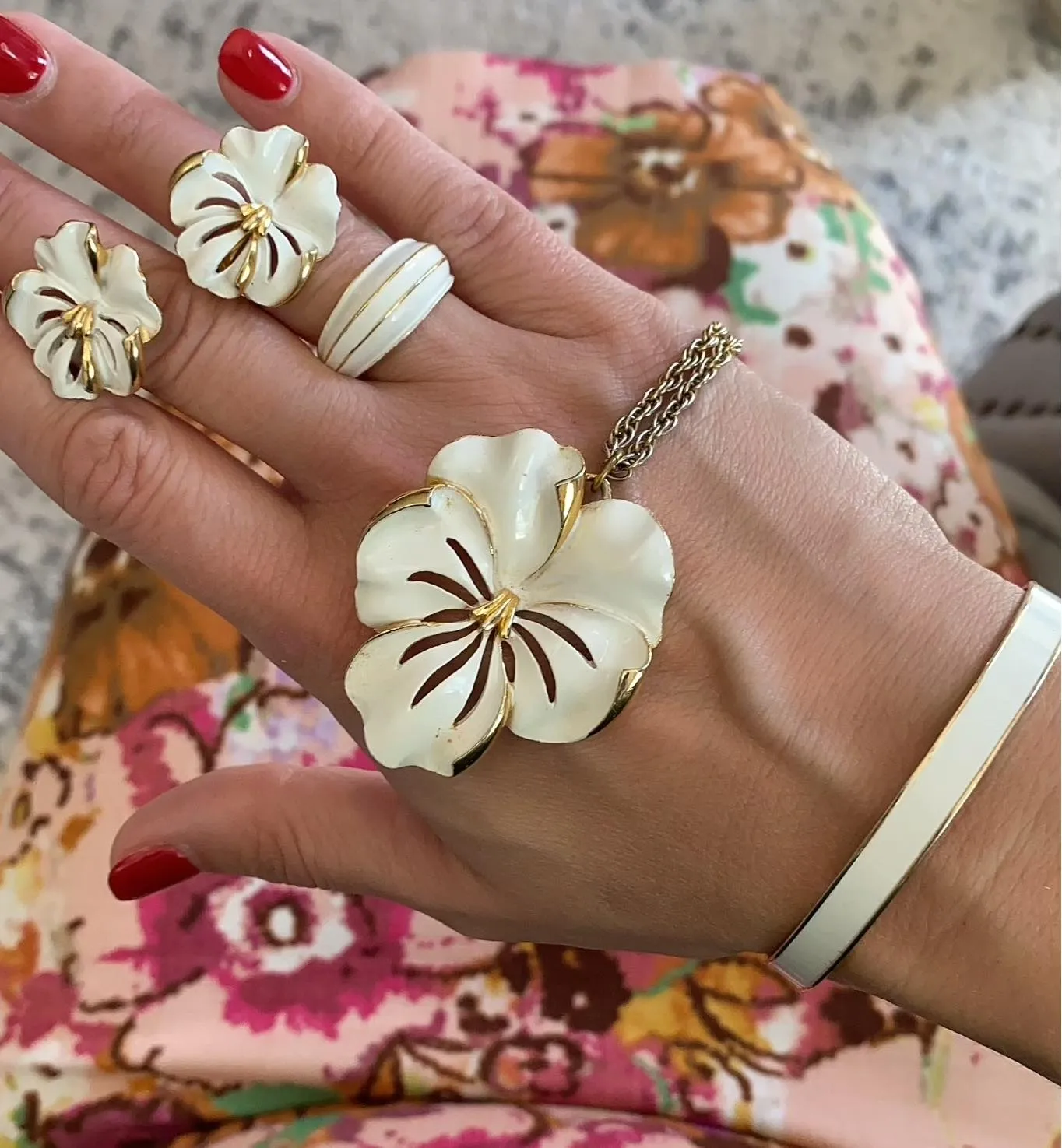 Vintage Monet Gold and Cream Enamel Bangle Bracelet