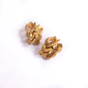 Vintage Sarah Coventry Gold Scroll Leaf Designer Earrings