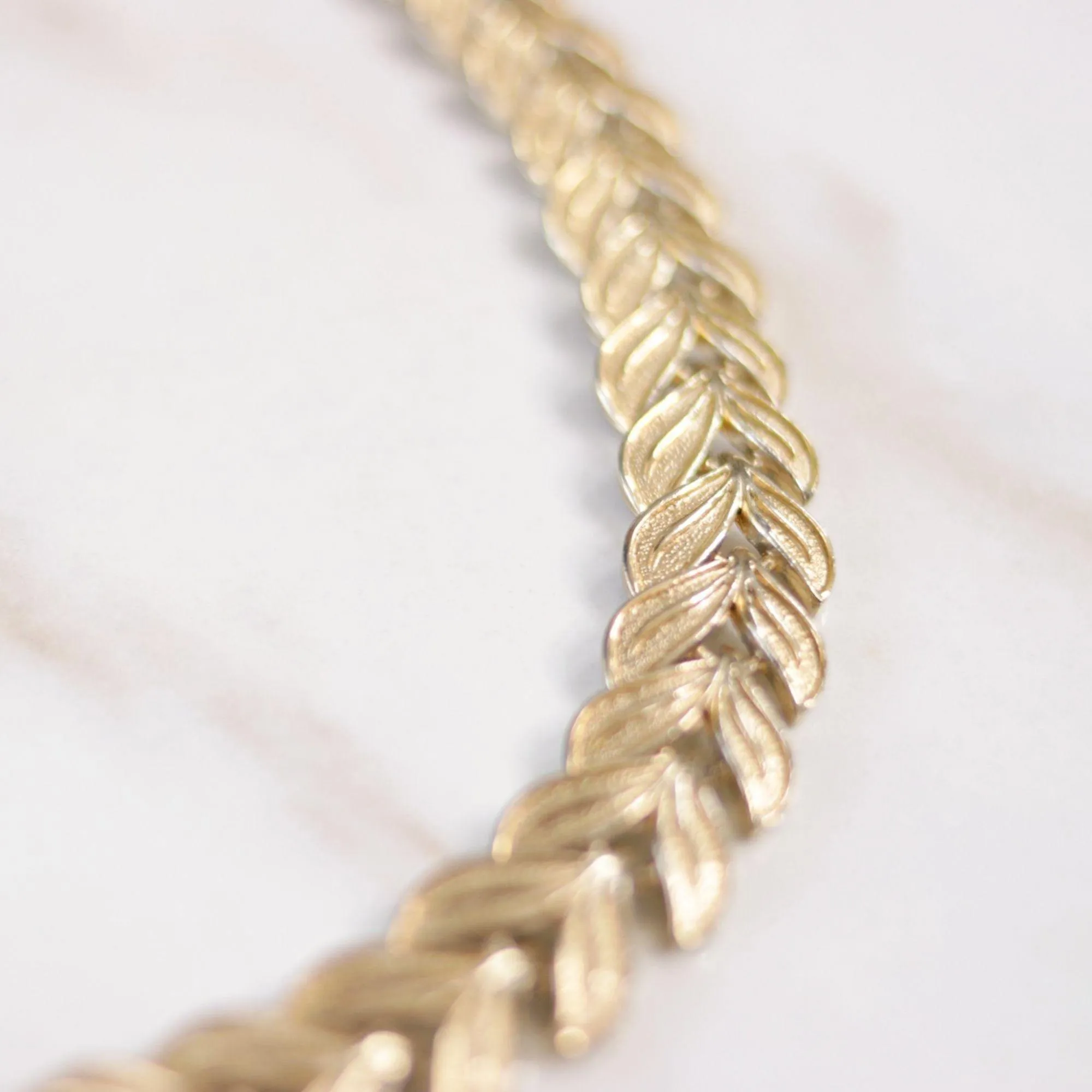 Vintage V Link Wide Gold Necklace