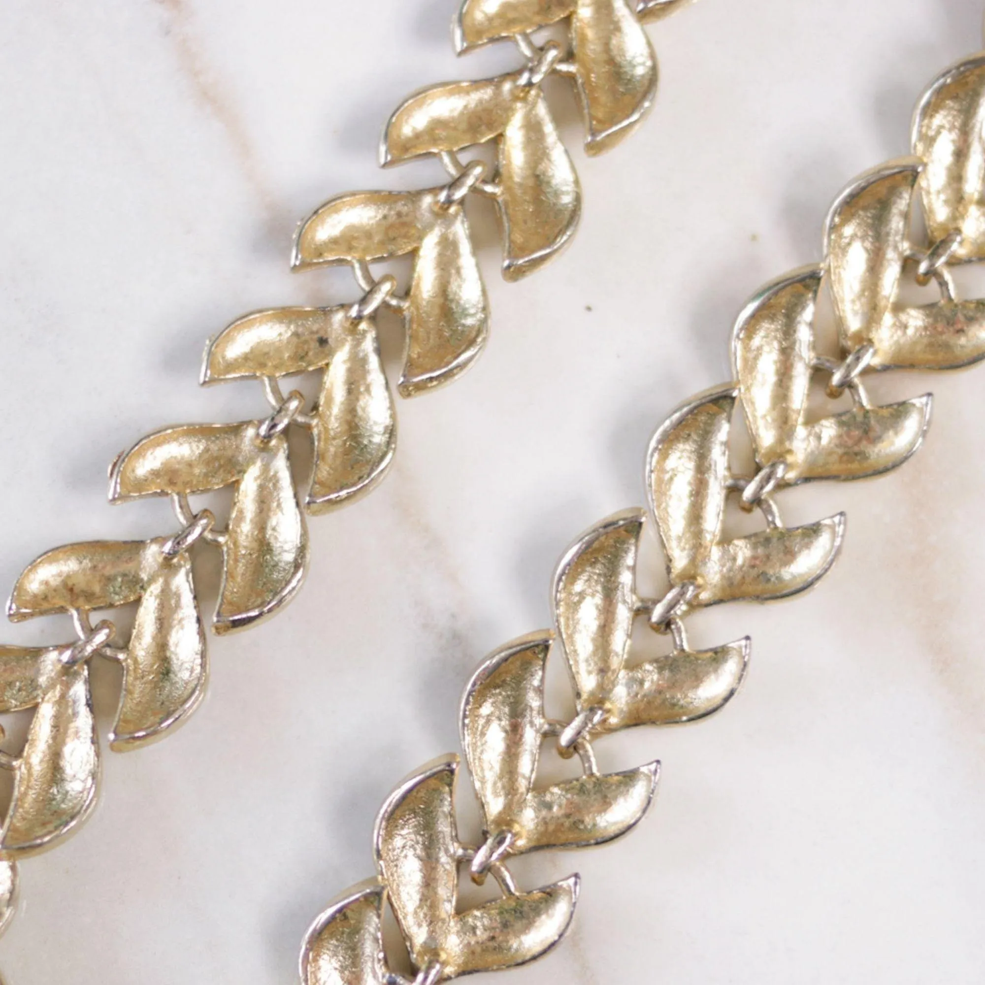 Vintage V Link Wide Gold Necklace