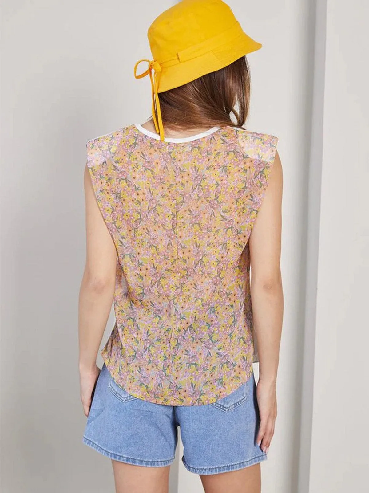 WOMEN'S PADDED SHOULDER GRAPHIC FLORAL BACK TOP